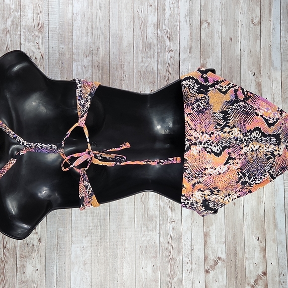 Shade & Shore, 2 pc Swimsuit Bikini, coral, black, yellow Reptile print, Sz M/L - Picture 5 of 11